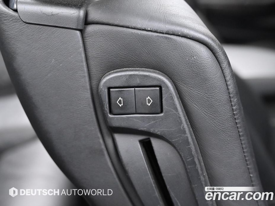 BMW 6-Series (E63) фото 16