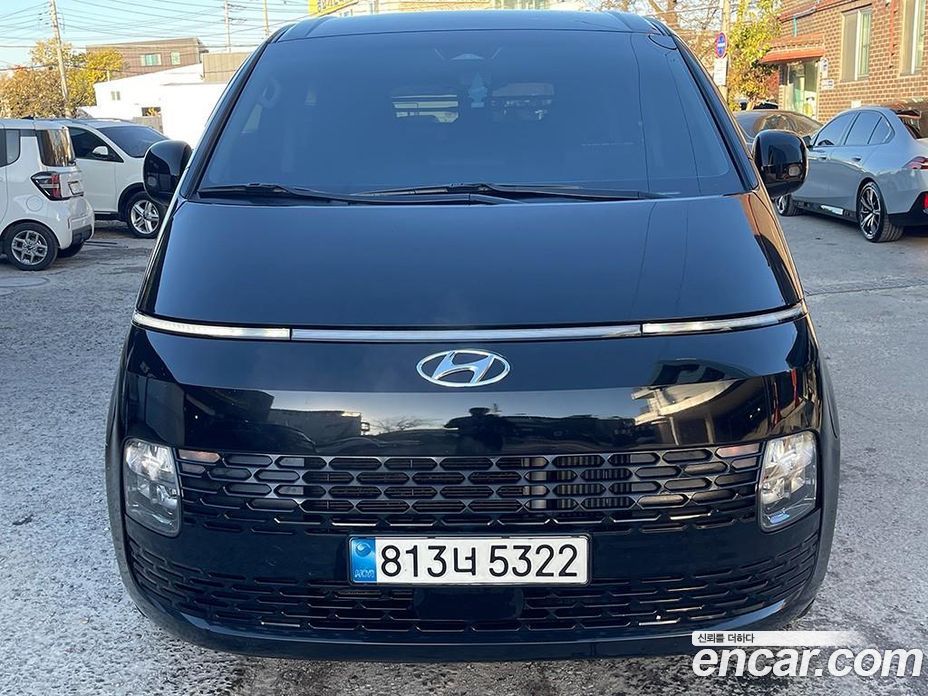 Hyundai Staria фото 2