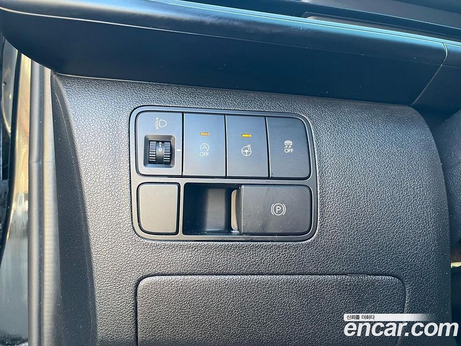 Hyundai Staria фото 14
