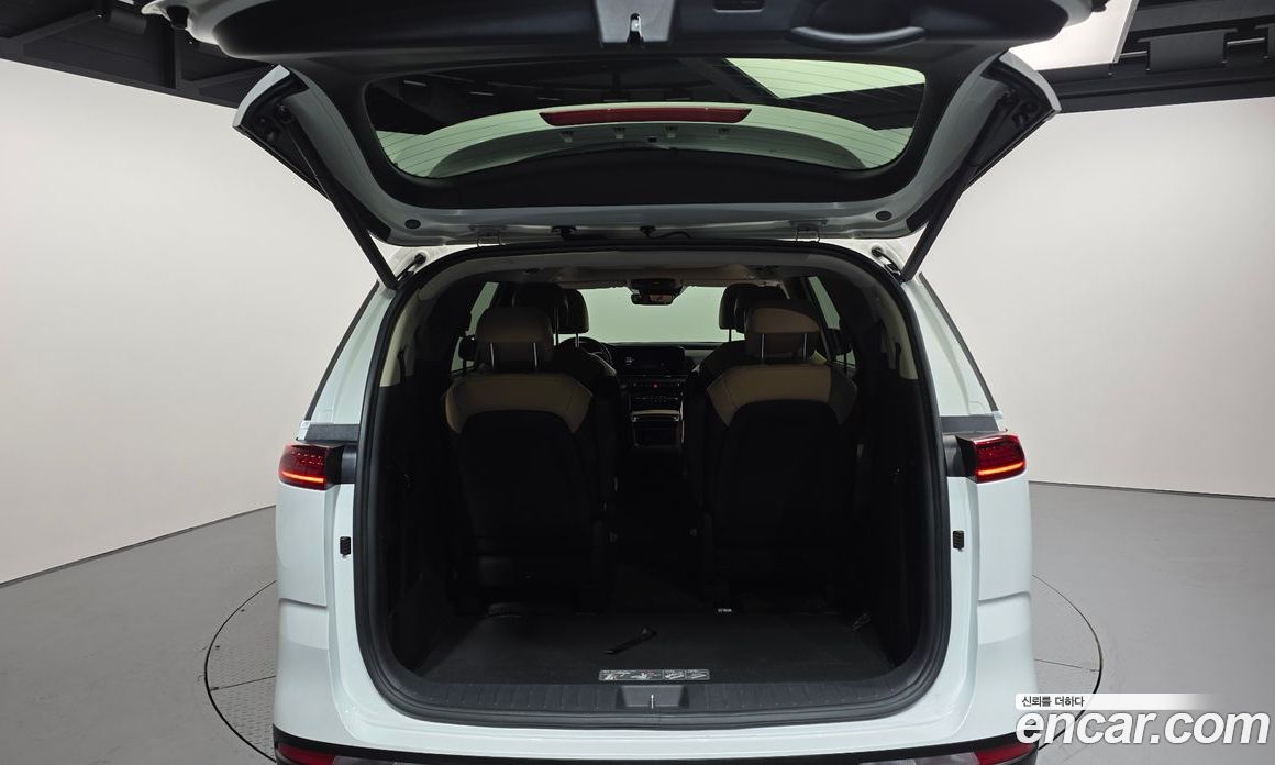 Kia Carnival 4th Gen фото 20