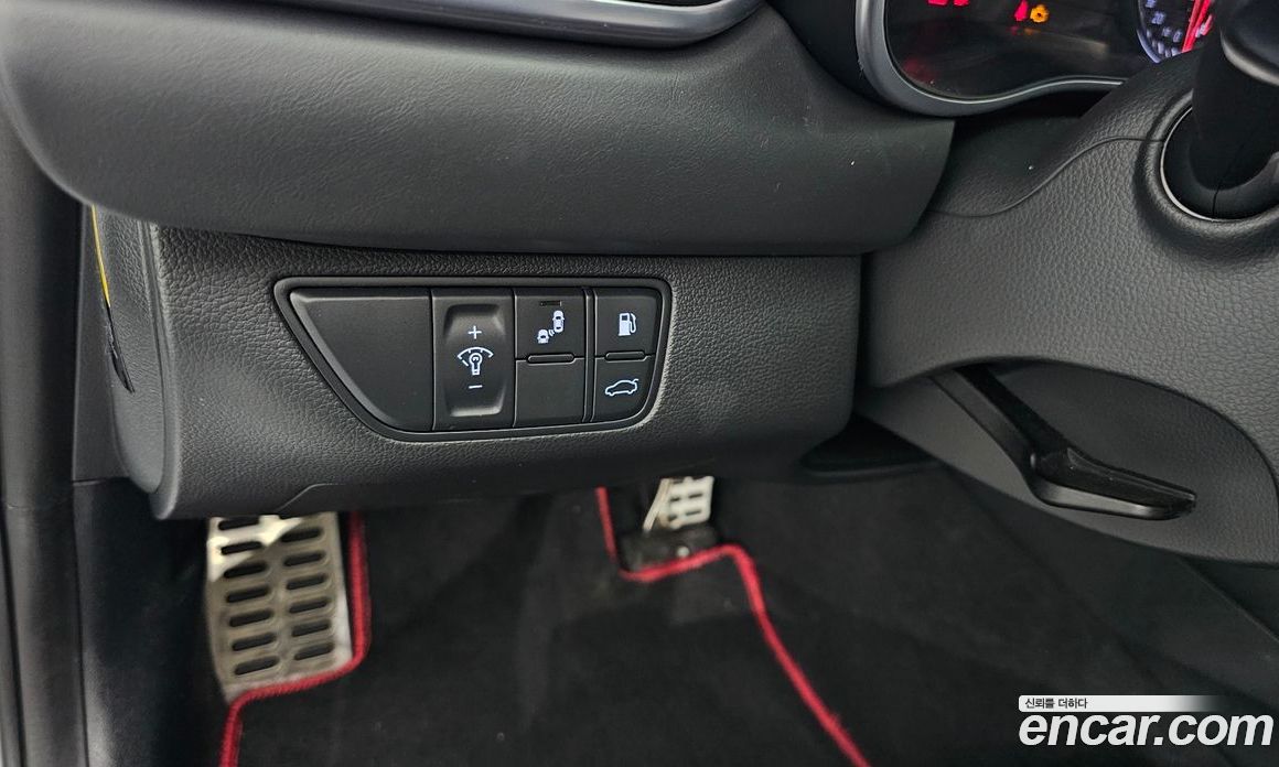 Genesis G70 фото 16