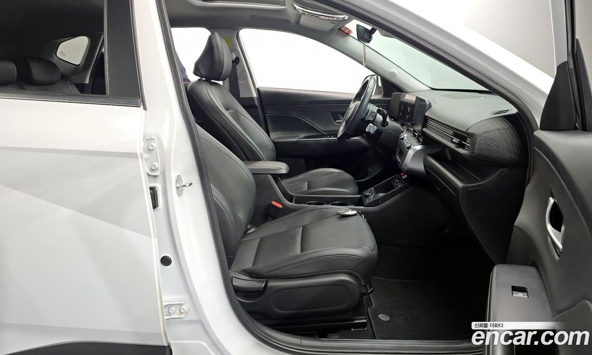 Hyundai Kona (SX2) фото 11
