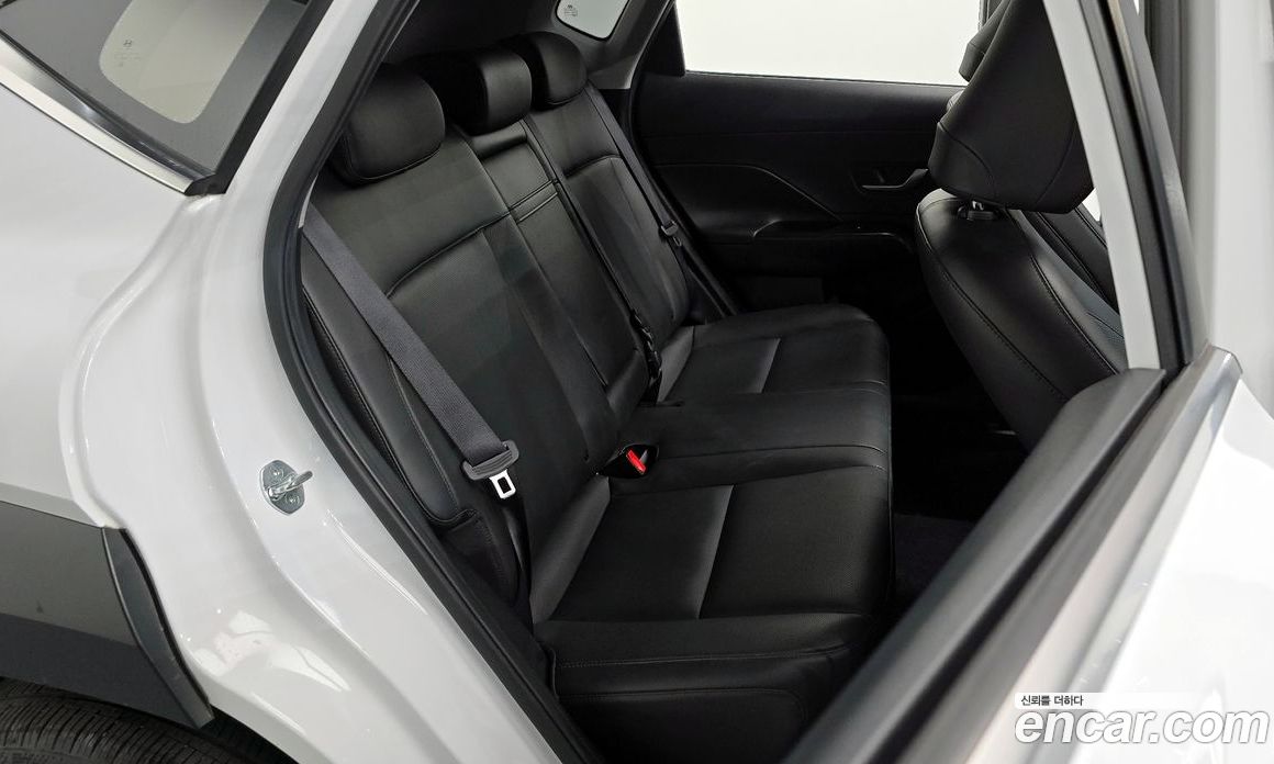 Hyundai Kona (SX2) фото 12