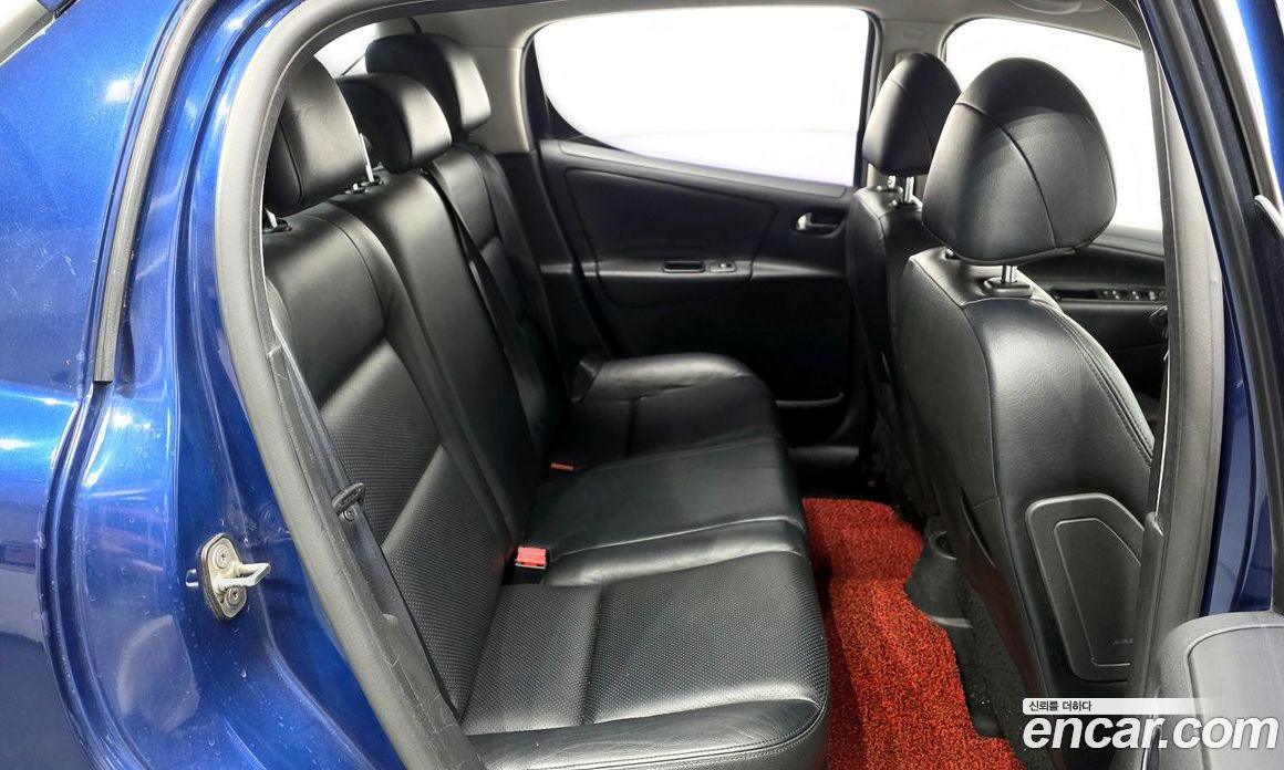 Peugeot 207GT фото 12