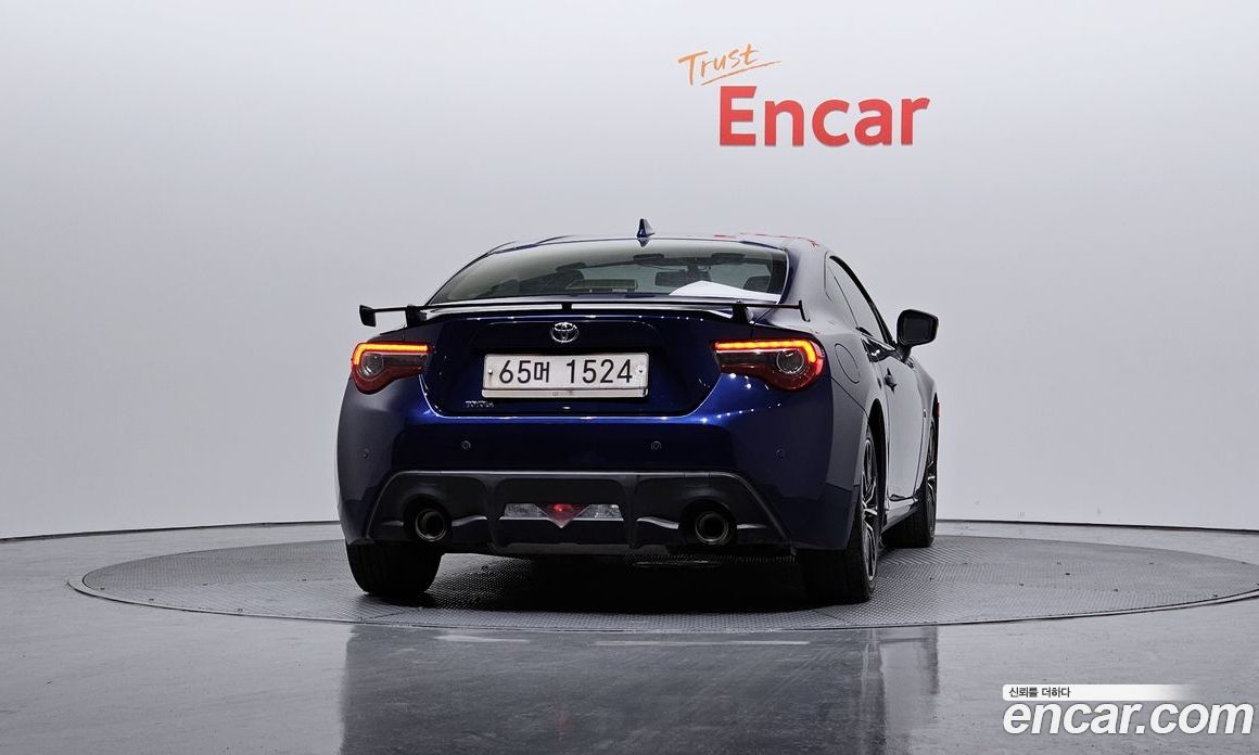 Toyota 86 фото 4