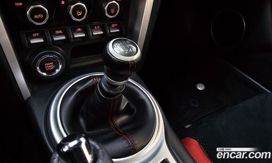 Toyota 86 фото 9