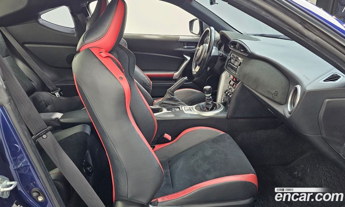 Toyota 86 фото 11