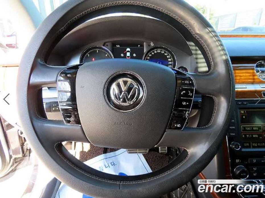 Volkswagen Phaeton фото 12