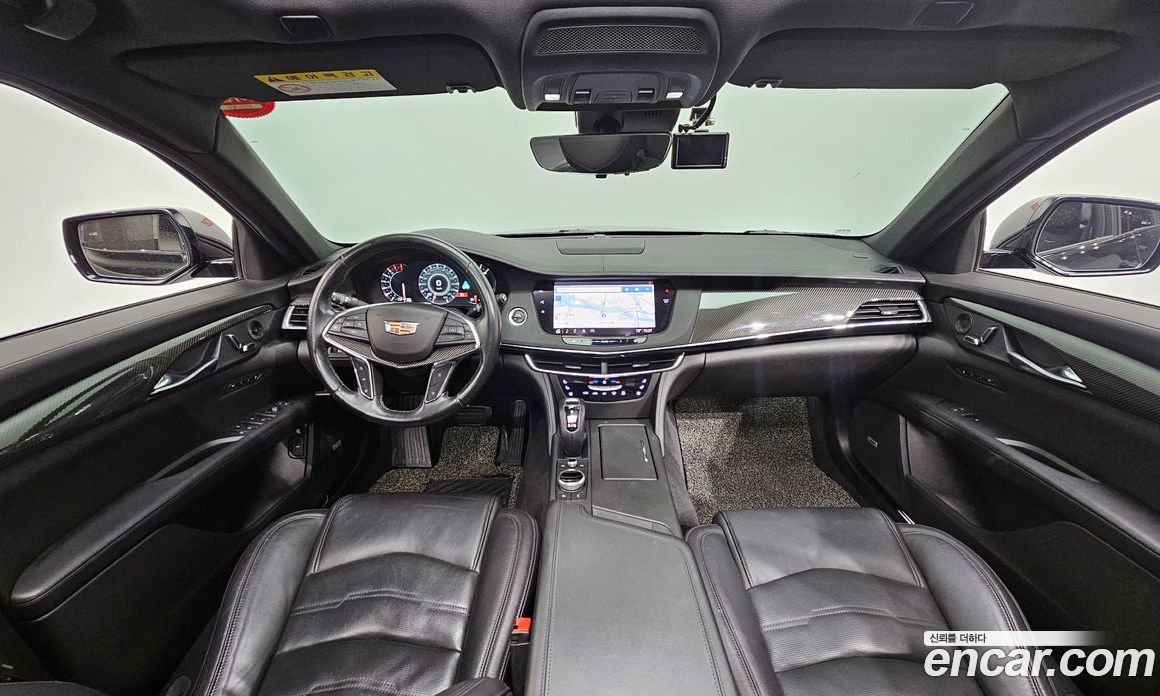 Cadillac CT6 фото 7
