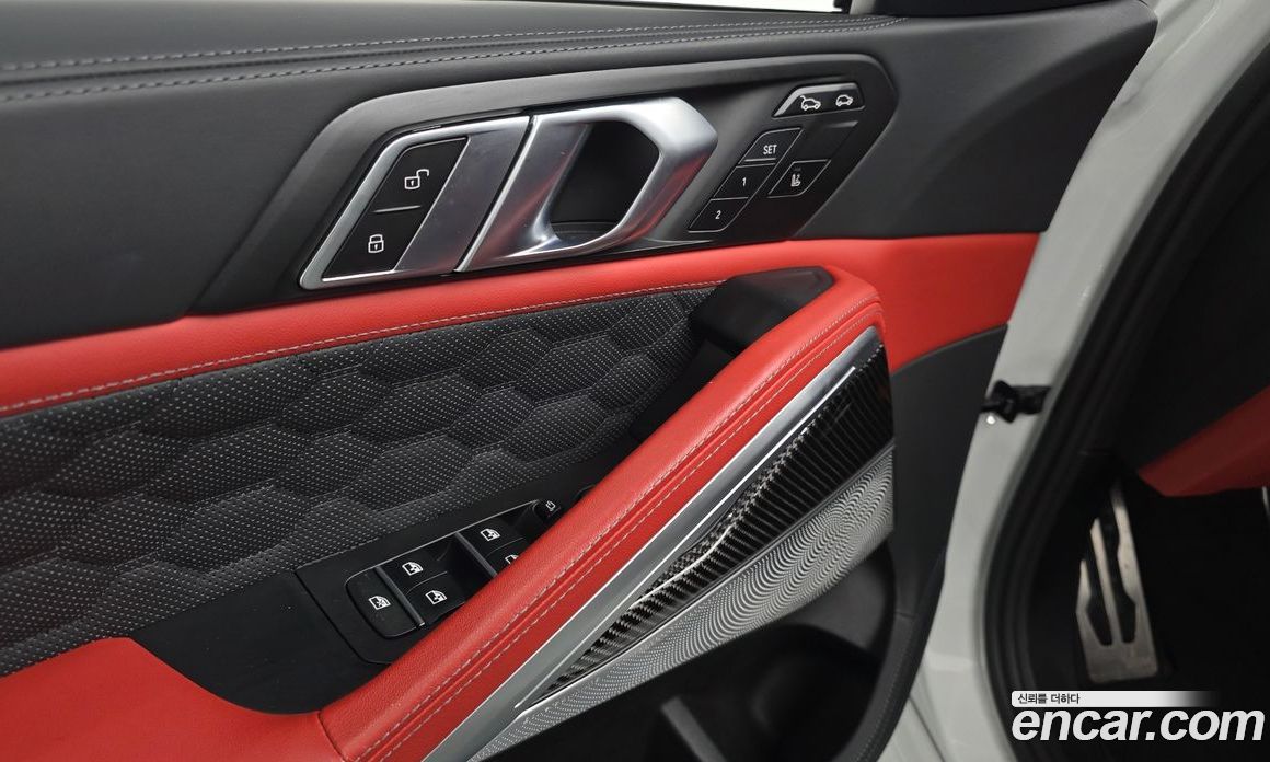 BMW X6M (G06) фото 18