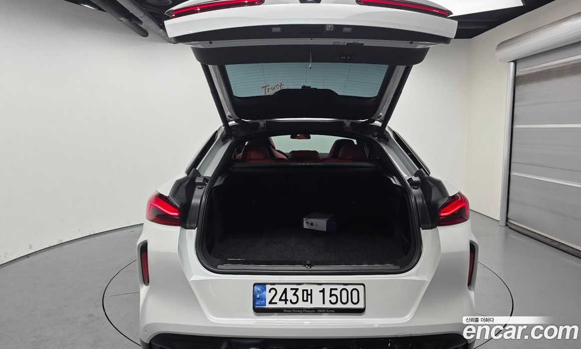 BMW X6M (G06) фото 20