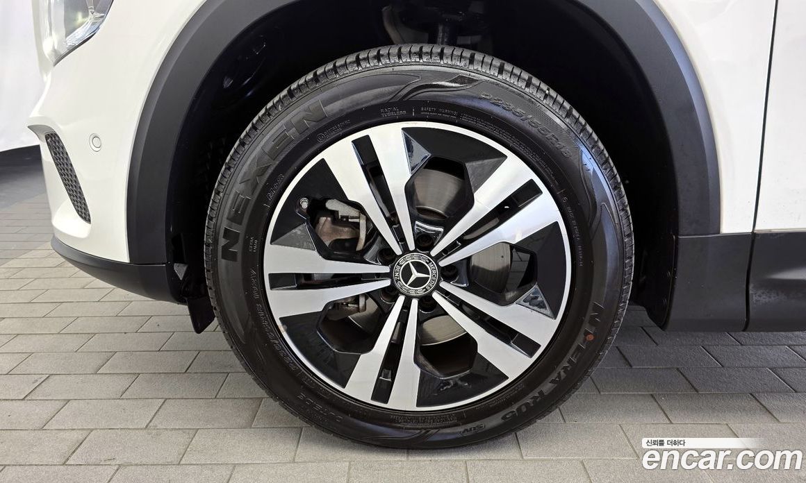 Mercedes-Benz GLB-Class X247 фото 5