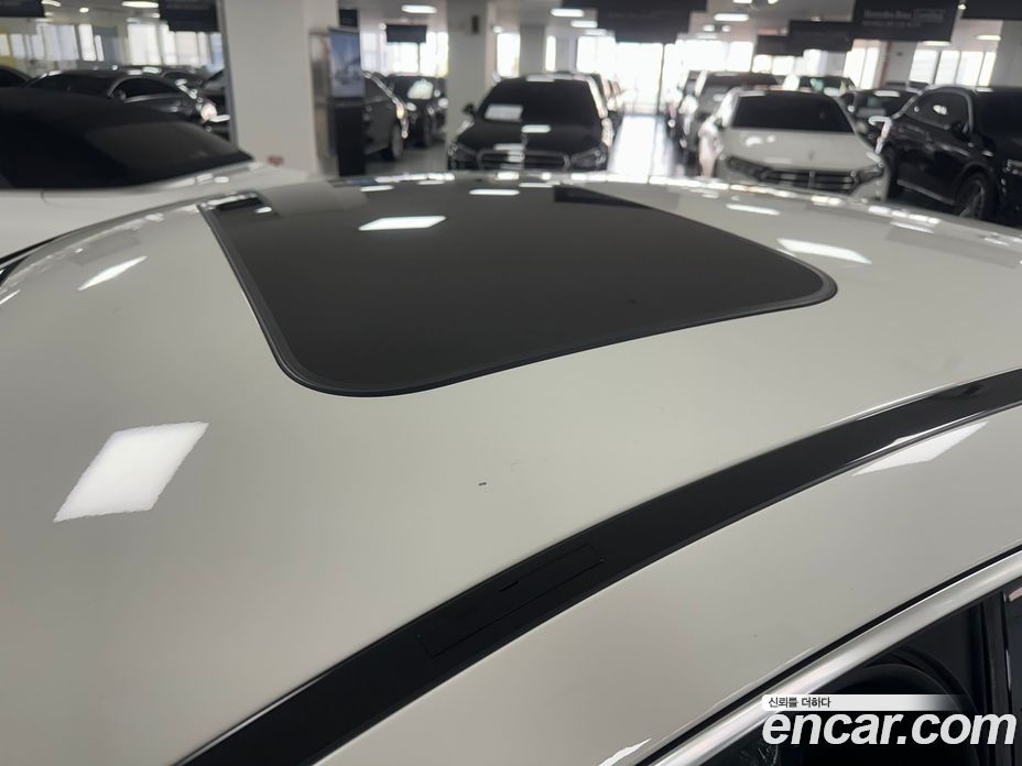 Mercedes-Benz AMG GT фото 12