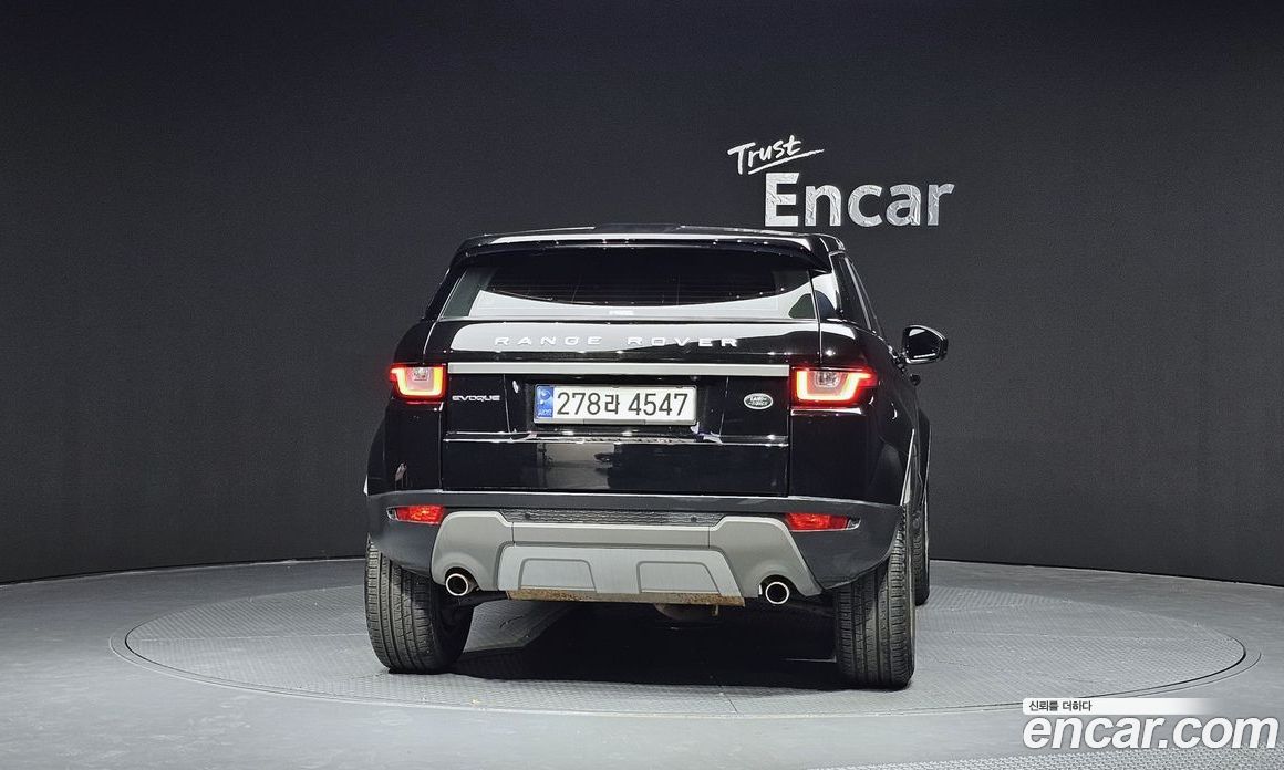 Land Rover Range Rover Evoque фото 4