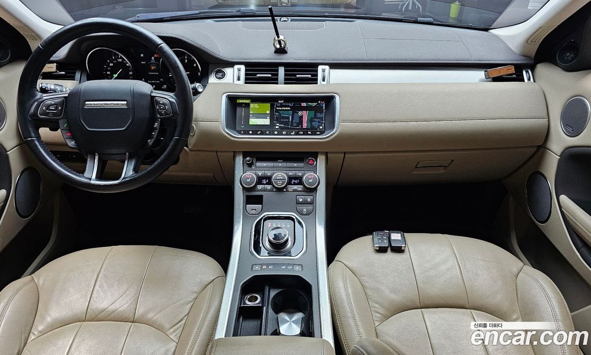 Land Rover Range Rover Evoque фото 7