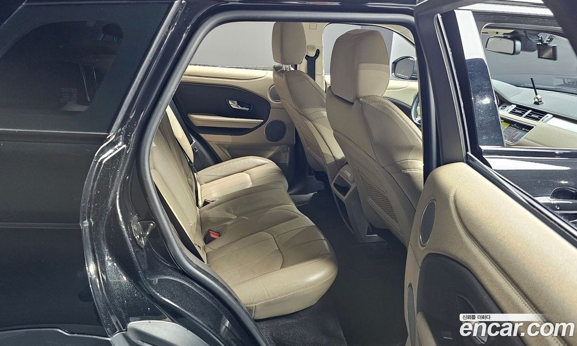 Land Rover Range Rover Evoque фото 12