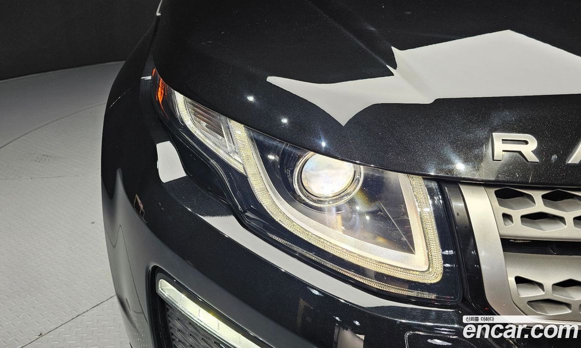 Land Rover Range Rover Evoque фото 22