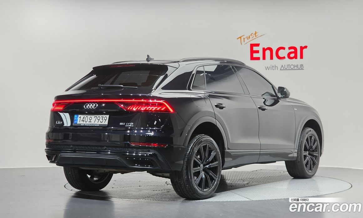 Audi Q8 (4M) фото 2