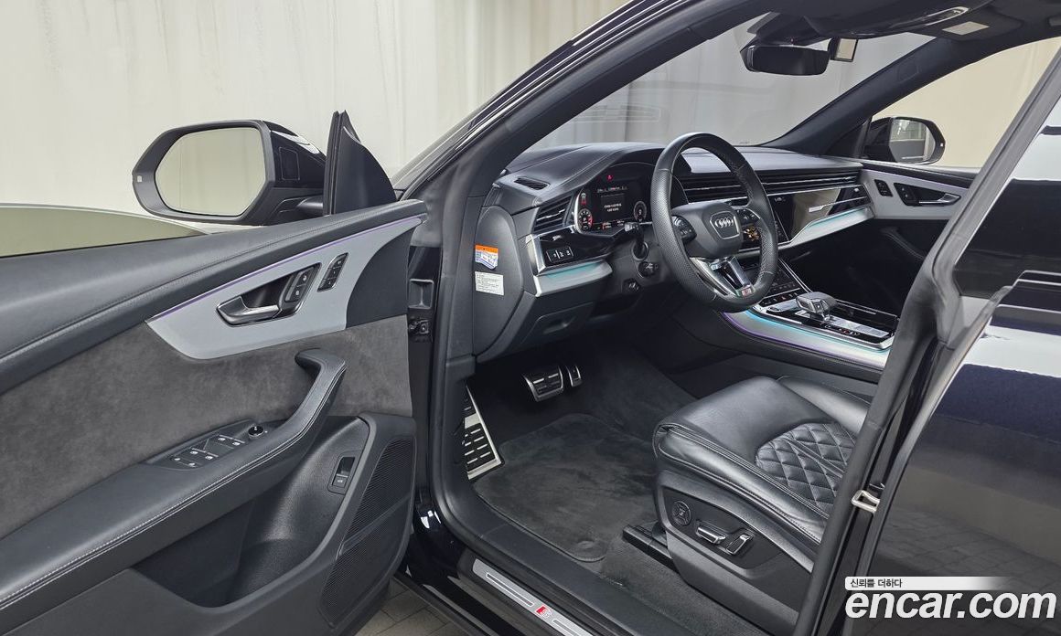 Audi Q8 (4M) фото 10