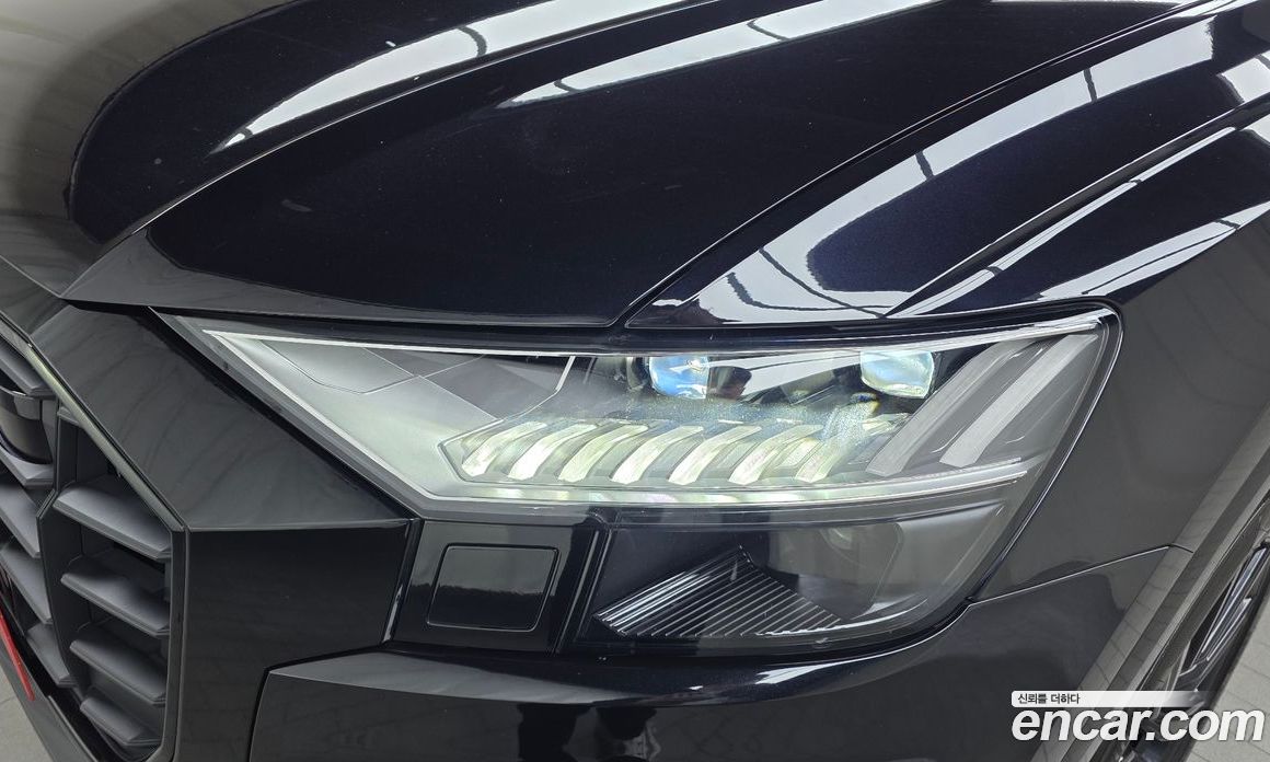 Audi Q8 (4M) фото 22