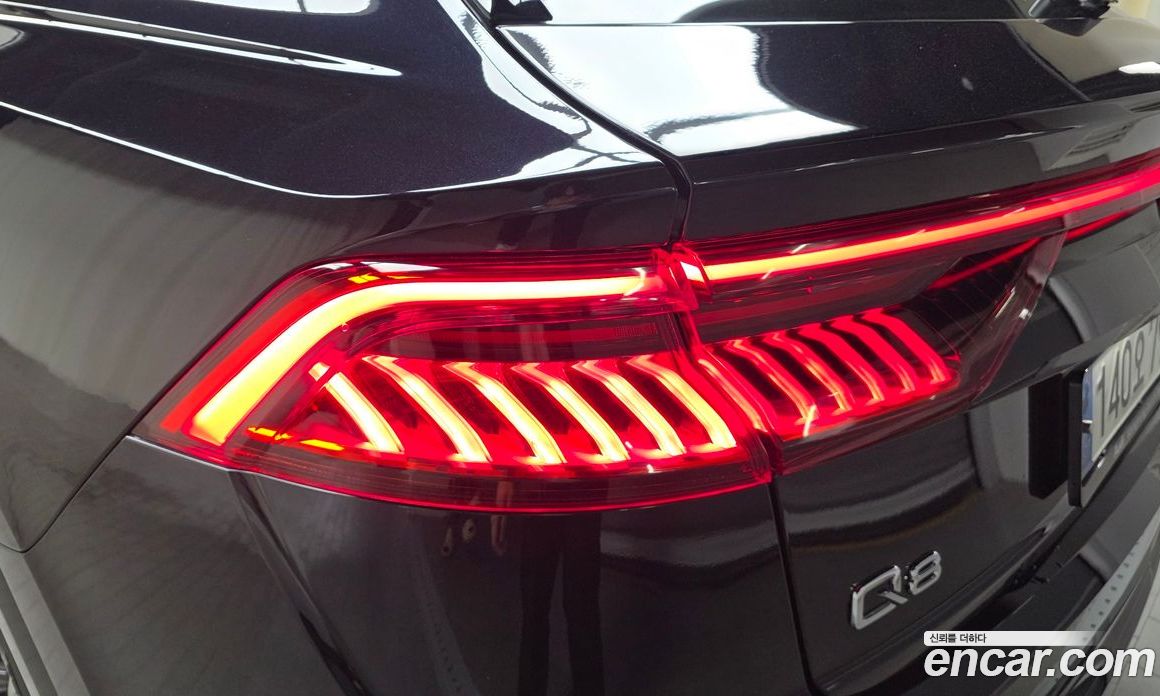 Audi Q8 (4M) фото 23