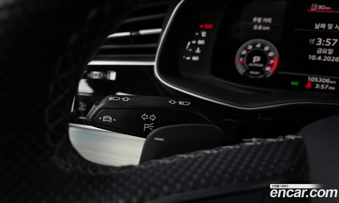Audi Q8 (4M) фото 27