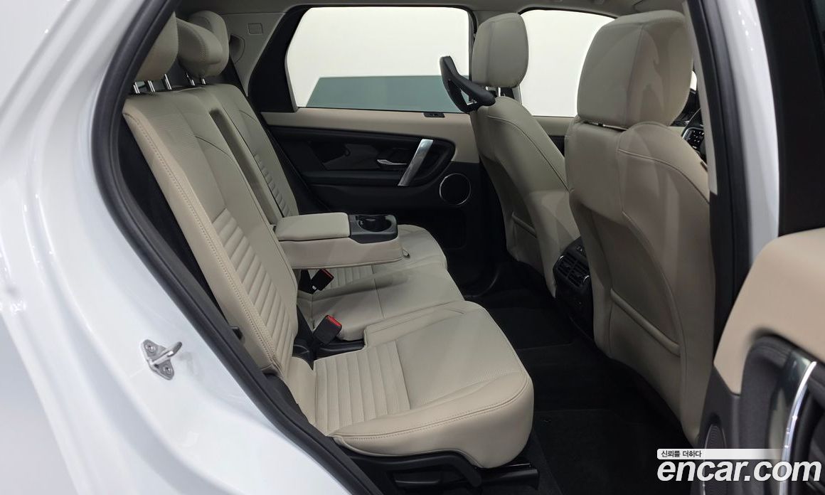 Land Rover Discovery Sport 2nd Gen фото 5