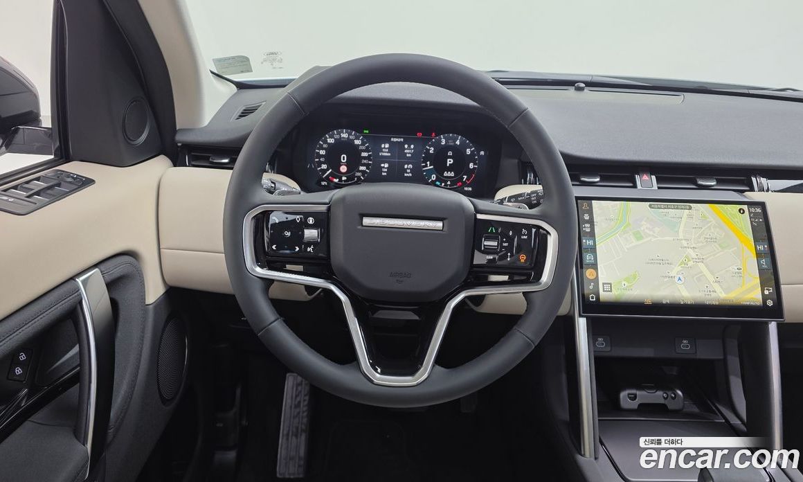Land Rover Discovery Sport 2nd Gen фото 13
