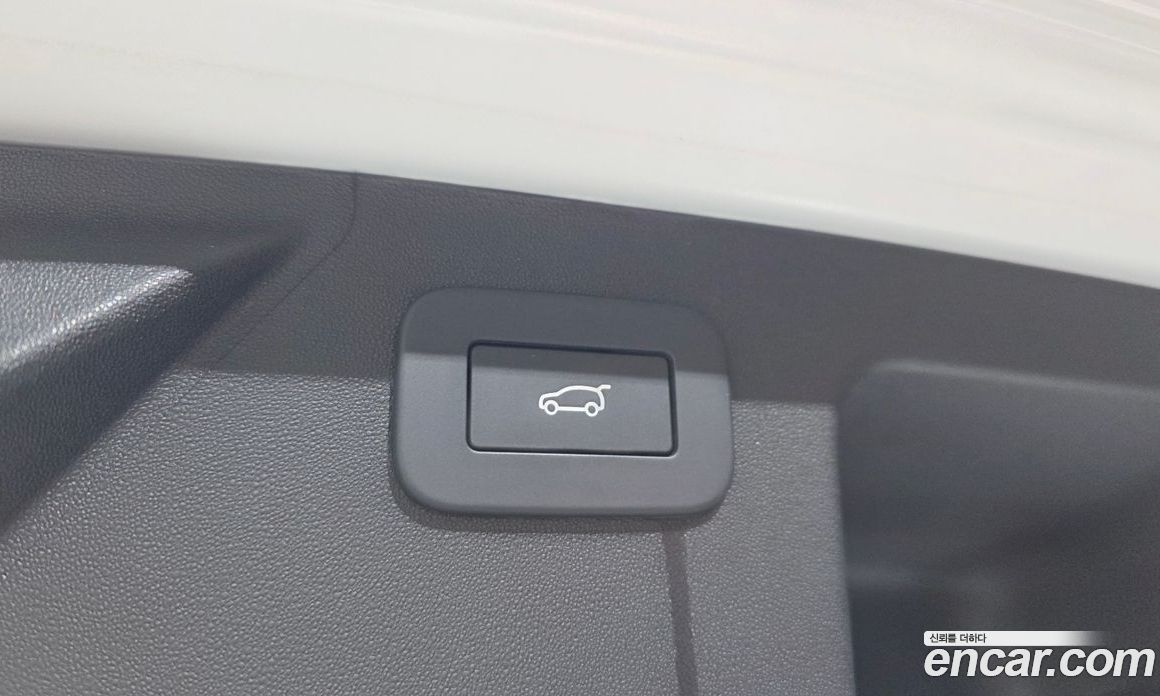 Land Rover Discovery Sport 2nd Gen фото 20