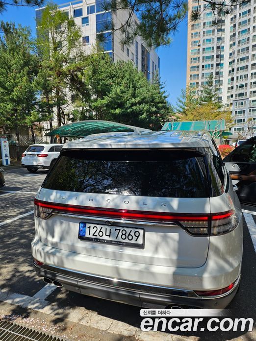 Lincoln Aviator 2nd Gen фото 4