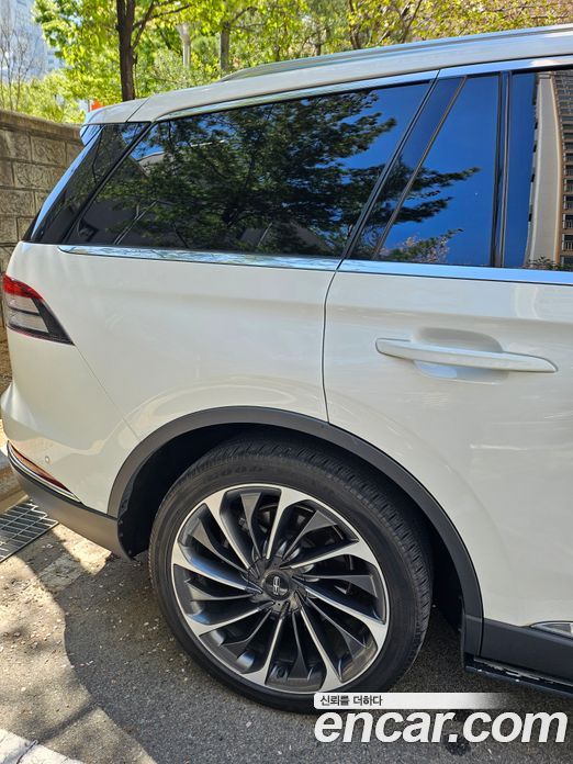Lincoln Aviator 2nd Gen фото 5