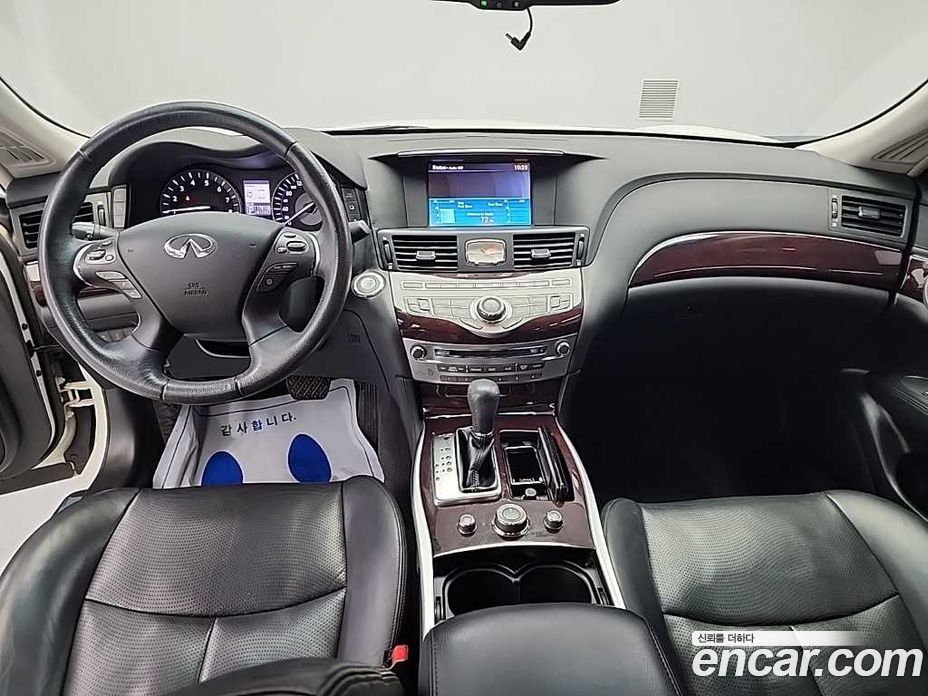 Infiniti M37 фото 7