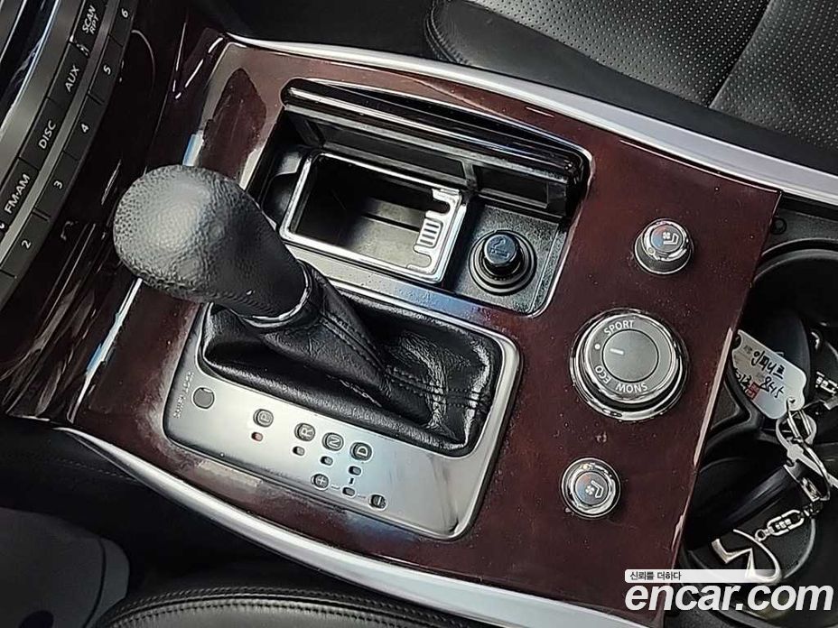 Infiniti M37 фото 8