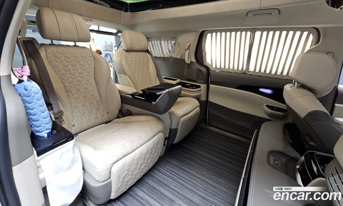 Kia Carnival 4th Gen фото 11