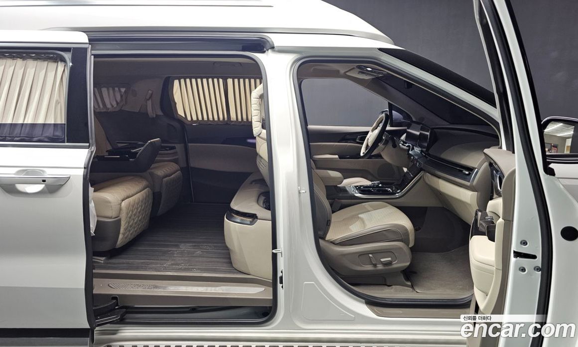 Kia Carnival 4th Gen фото 18