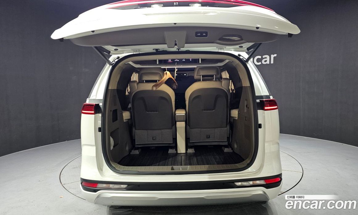 Kia Carnival 4th Gen фото 20