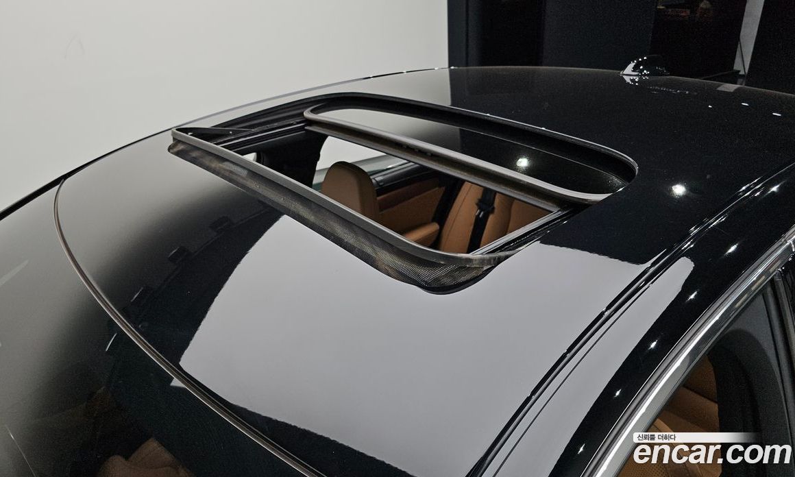 Volvo S90 фото 18
