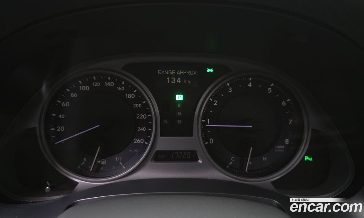 Lexus IS250 фото 8