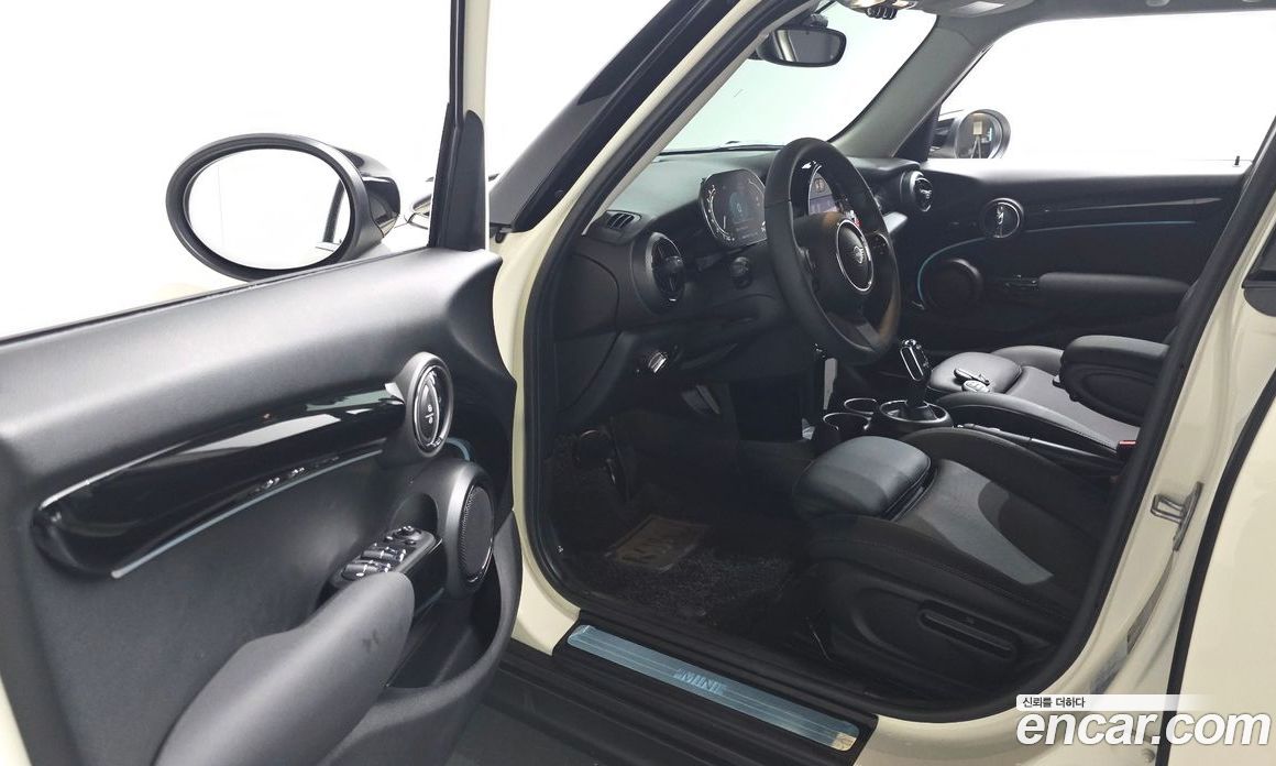 Mini Cooper фото 9