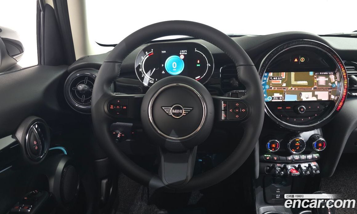 Mini Cooper фото 11