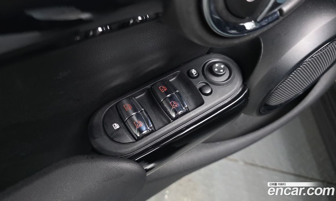 Mini Cooper фото 17