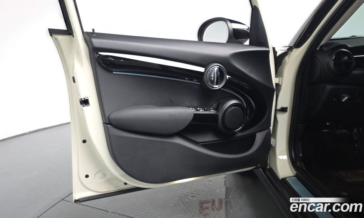 Mini Cooper фото 24