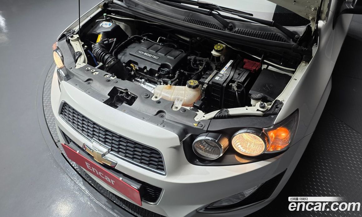 Chevrolet (GM Daewoo) Aveo Hatchback фото 6