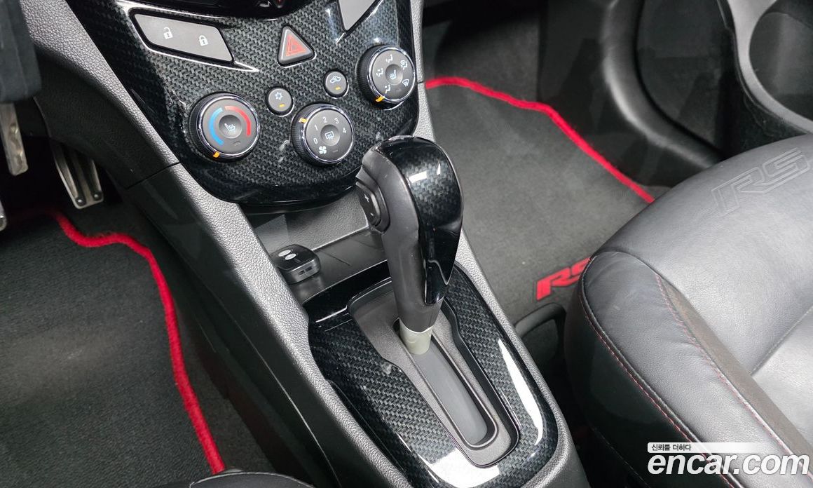 Chevrolet (GM Daewoo) Aveo Hatchback фото 9