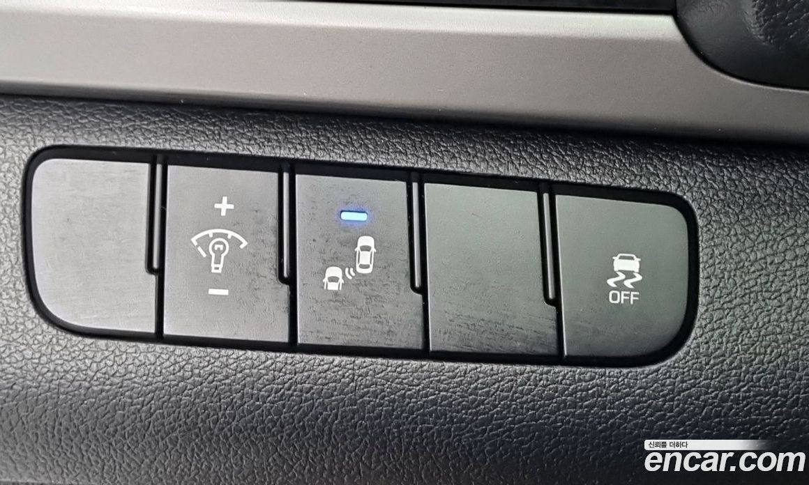 Hyundai Avante (AD) 6th Gen фото 14