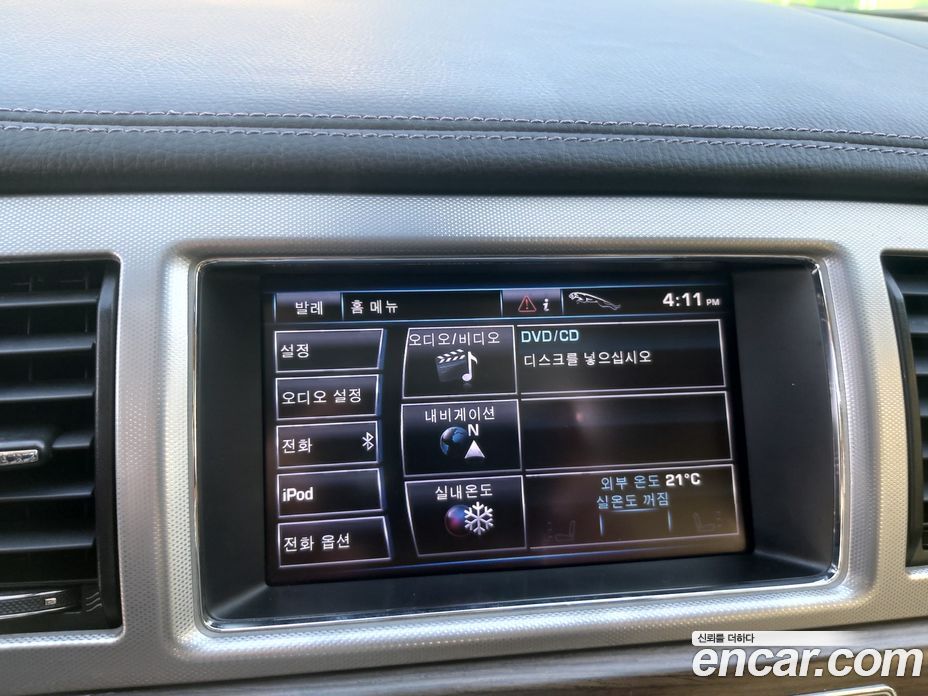 Jaguar XF New фото 14