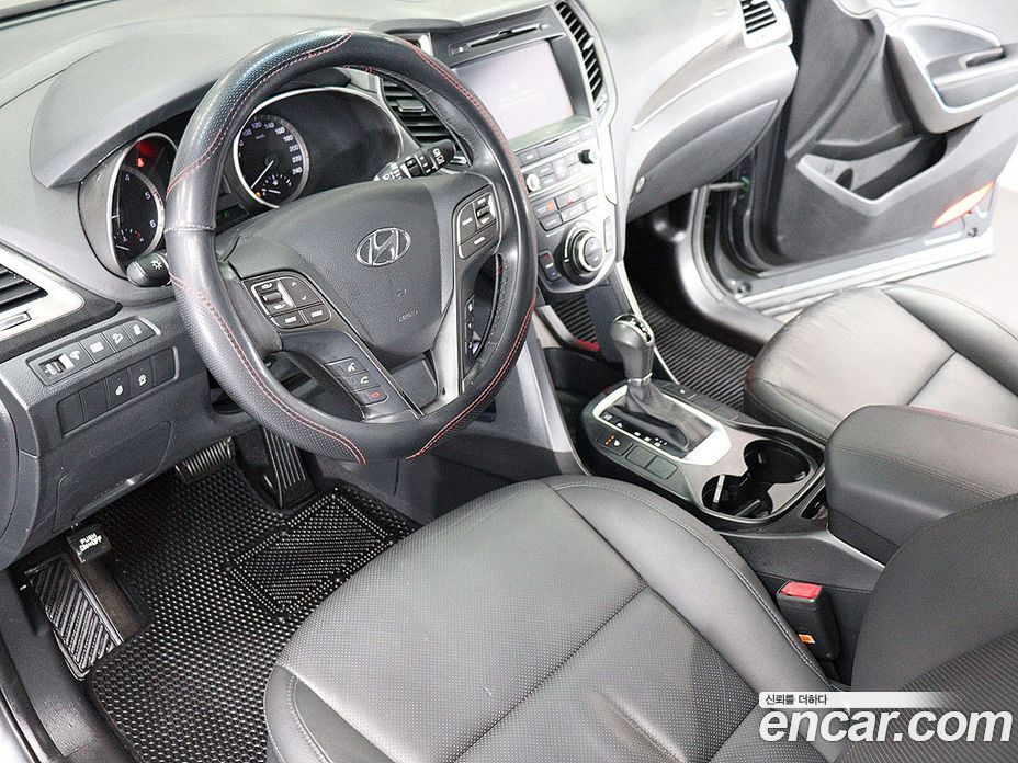 Hyundai Santa Fe The Premium фото 16