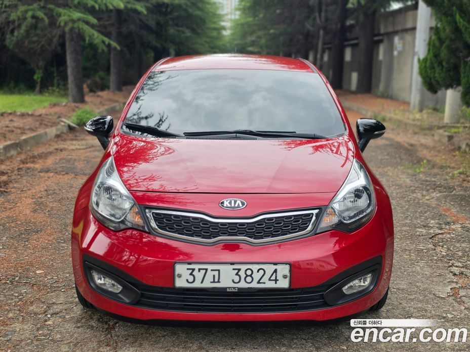 Kia Pride 3rd Gen фото 2