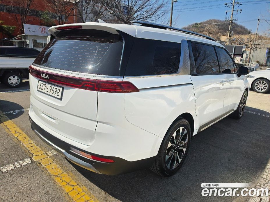 Kia Carnival 4th Gen фото 2