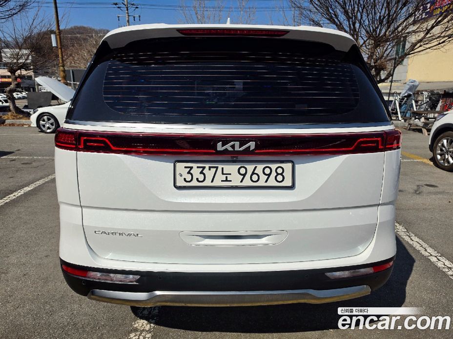 Kia Carnival 4th Gen фото 4